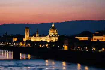Pacchetto rail-and-stay di 3 notti a Firenze con biglietti del treno e alloggio inclusi: analisi delle soluzioni di viaggio