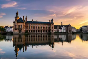4-daagse stedentrip naar Den Haag inclusief ontbijt en diner: Een analyse van reistrends en hotelaanbod