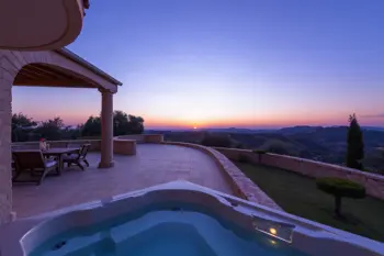 Romantische Villa mit privatem Whirlpool auf Mallorca: Sachliche Einordnung für Paare