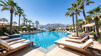7-nætters all inclusive-ferie på Tenerife med fly og måltider inkluderet: En analyse af markedet for pakkeløsninger