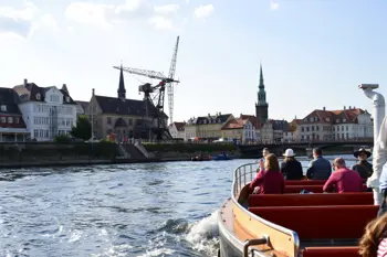 Mini rejs z Gdańska - trasy i usługi na pokładzie: przewodnik po wariantach podróży wodnej