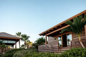 Bungalow en la Costa Brava durante 10 noches con acceso directo a la playa: Informe sobre planificación y opciones de alojamiento