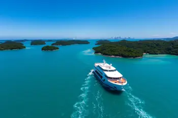 Weekend cruise Auckland to Bay of Islands with full board and standard cabin