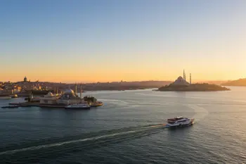 3 gün İstanbul'a uçuşlar dahil ve otel konaklama fiyata dahil: Paket Tur Rehberi ve Piyasa Analizi