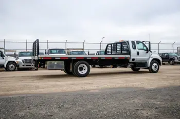 Police Auction Flatbed Trucks on Sale: A Buyer's Research Guide to Government Vehicle Liquidations
