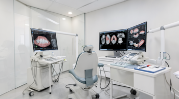 Dental Implant Specialists Near You: An Analytical Guide to Clinical Selection and Procedure Standards