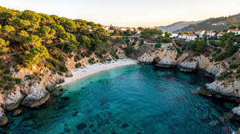 Escapada relajante de 4 días a la Costa Brava con desayuno incluido en 2026: guía analítica para planificar tu estancia