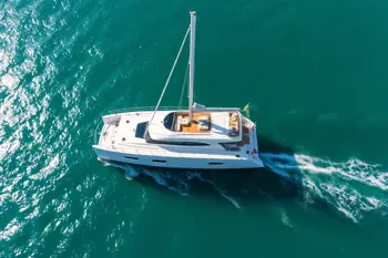 Crociera di 7 giorni tra le isole della Toscana con pasti inclusi: Rapporto Tecnico sugli Itinerari Marittimi e la Gestione dei Servizi di Bordo