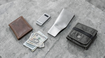 Minimalist Wallet for Men: A Data-Based Guide to Materials, Capacity, and Everyday Use