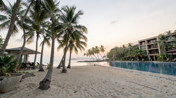 7 dagen strandvakantie op Phuket met all-inclusive resort en volpension: een journalistieke analyse
