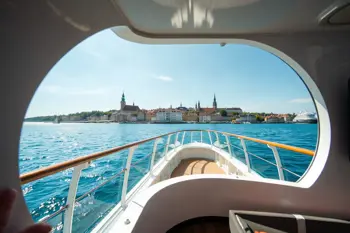 Croisière en mer Baltique : cabine avec vue océan et formule tout compris : analyse des options de voyage et logistique maritime