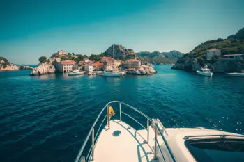 Strandverblijf in Kroatië: 8-daagse vakantie met volpension en dagelijkse excursies: Een Analyse van Reisstructuren