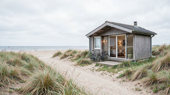 Appartement aan zee: rustige vakantie voor twee: een journalistieke gids voor kustlocaties en aandachtspunten