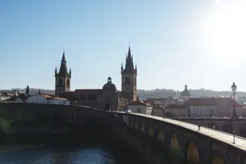 Escapadinha de 4 dias em Praga com voos e alojamento incluídos: Uma análise detalhada para planeamento de viagens
