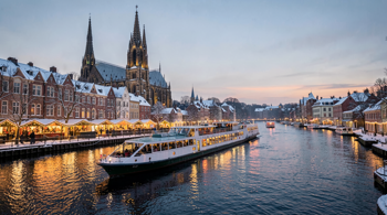 Christmas Cruises: The Most Beautiful 7-Day Routes: An Evidence-Based Route Guide