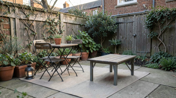 Affordable patio décor near me: A neutral guide to local options, prices, and practical tradeoffs