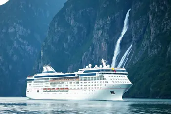 Norwegen-Kreuzfahrt ab Hamburg über 7 Nächte mit Vollpension: Eine Analyse der Routenführung und Leistungsmerkmale