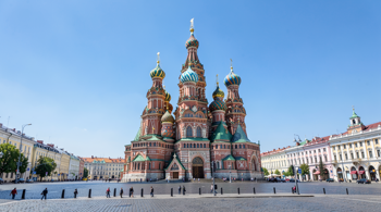 Analyse d'un circuit de 15 jours en Russie avec vols et visites incluses : Itinéraires, logistique et réalités du marché