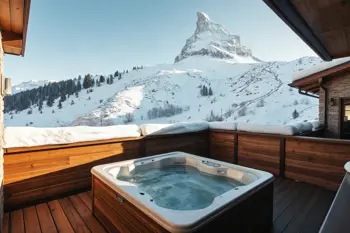 7 Nächte Ferienwohnung in Zermatt mit eigenem Whirlpool: Sachliche Einordnung und Planungshinweise