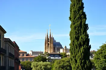 4-dages Barcelona bybrud med indkvartering og transfers: En dybdegående analyse af storbyrejser og praktisk planlægning