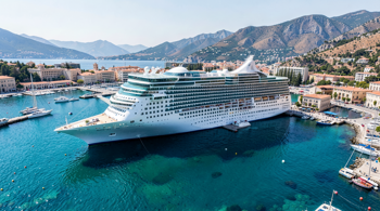 Croazieră de 7 nopți în Mediterana, din Constanța, cu regim all inclusive: O analiză a realităților logistice și a ofertelor de călătorie