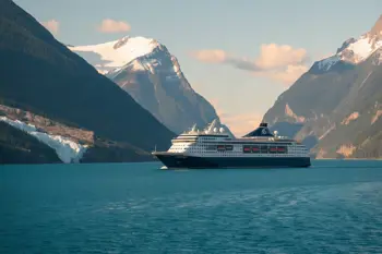 14-day cruise to Alaska: An Analytical Overview of Extended Northern Voyages