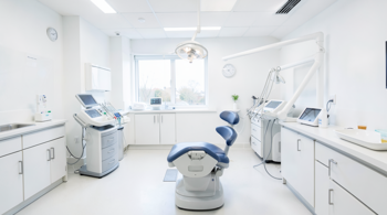 Full mouth dental implants: procedure, timeline, and costs in the United Kingdom: A Comprehensive Clinical Overview