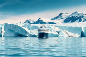 Experience glaciers on a weekend cruise through Alaska: Analyzing the Reality of Short-Duration Expeditions