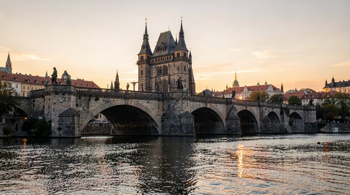 3-dagers storbyferie til Praha med fly og hotell inkludert: En analytisk oversikt over markedspriser og reiseplanlegging
