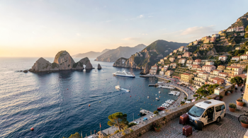 Soggiorno all-inclusive di 5 notti a Capri con voli e pasti inclusi: analisi informativa di formule, collegamenti e costi