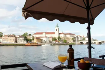 3-dňový pobyt v Bratislave s raňajkami a prehliadkou: faktografický prehľad možností a podmienok