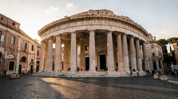 4-daagse stedentrip naar Rome inclusief ontbijt en diner: Een analytisch overzicht van georganiseerde reismogelijkheden