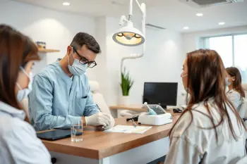 Pronalaženje dentista za čišćenje zuba blizu vas: vodič kroz provjeru ordinacije i postupka