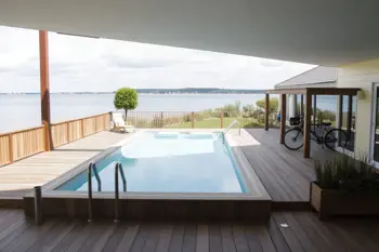 Familienfreundliche Ferienhäuser in der Ostsee mit beheiztem Pool: Sachliche Einordnung und Auswahlkriterien