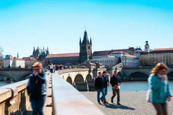 5-tägige Städtereise nach Prag mit Flug und Hotel inklusive 2026: Analyse der aktuellen Planungsoptionen für das Reisejahr