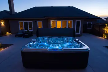Hot tub clearance sales in the US: A Journalistic Analysis of Seasonal Inventory Liquidation and Market Trends