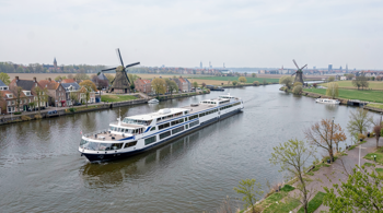 Auf dem Fluss von Düsseldorf nach Amsterdam: Eine Kreuzfahrt durch die Niederlande: Routen, Häfen und Reiseplanung im Überblick