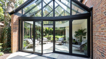 Best Sunroom Installation Contractors: A Technical and Market Evaluation of Industry Standards