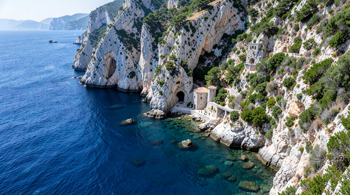 Spiagge nascoste della Costiera Amalfitana: scopri 2026 | Analisi degli accessi e delle condizioni