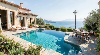 Villa in Sardegna per 7 notti con accesso alla piscina privata: analisi delle caratteristiche e dei costi