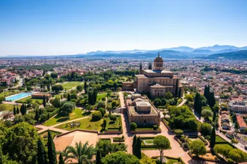 Andalusien Rundreise entdecken: beliebte Sehenswürdigkeiten und Routen - Ein analytischer Reiseführer