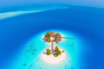 10-tägiger All-Inclusive-Urlaub auf den Malediven inklusive Flug: Marktanalysen, Kostenstrukturen und logistische Rahmenbedingungen für Pauschalreisen