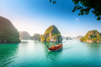 Vietnam Tour Vacations: A Complete Traveler's Guide to Itineraries, Costs, and Planning Essentials