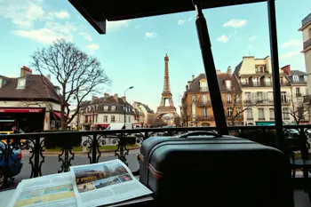 Escapada de 3 noches a París con vuelos y hotel incluidos, ideal para un viaje de fin de semana: análisis de costes y condiciones