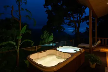 Villa in the Sunshine Coast with private hot tub for a romantic stay: A neutral research report on what private hot tubs typically mean in the Sunshine Coast Hinterland