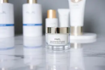 Best retinol night creams for deep wrinkles: A Clinical and Dermatological Review