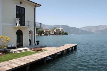 Villa con pontile privato sul Lago di Como - soggiorno di 7 notti: analisi e criteri di verifica