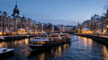 Holiday Cruises: 5-Day Routes for the Festive Season: An Evidence-Based Route Analysis