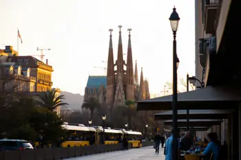 7-day trip to Barcelona with flights and accommodation included: A comprehensive guide to logistics and planning