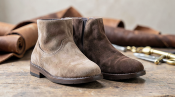 Market Report: Warehouse clearance sales of Italian suede boots Reveal Significant Price Reductions on Premium Designer Footwear